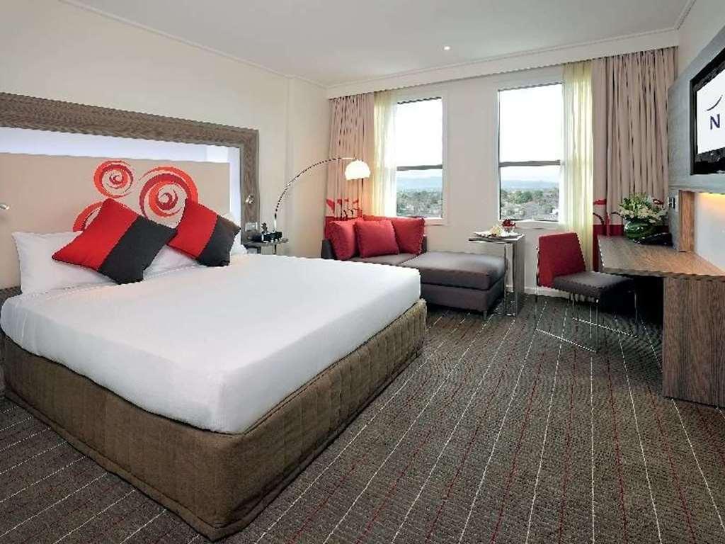 Novotel Melbourne Glen Waverley Szoba fotó