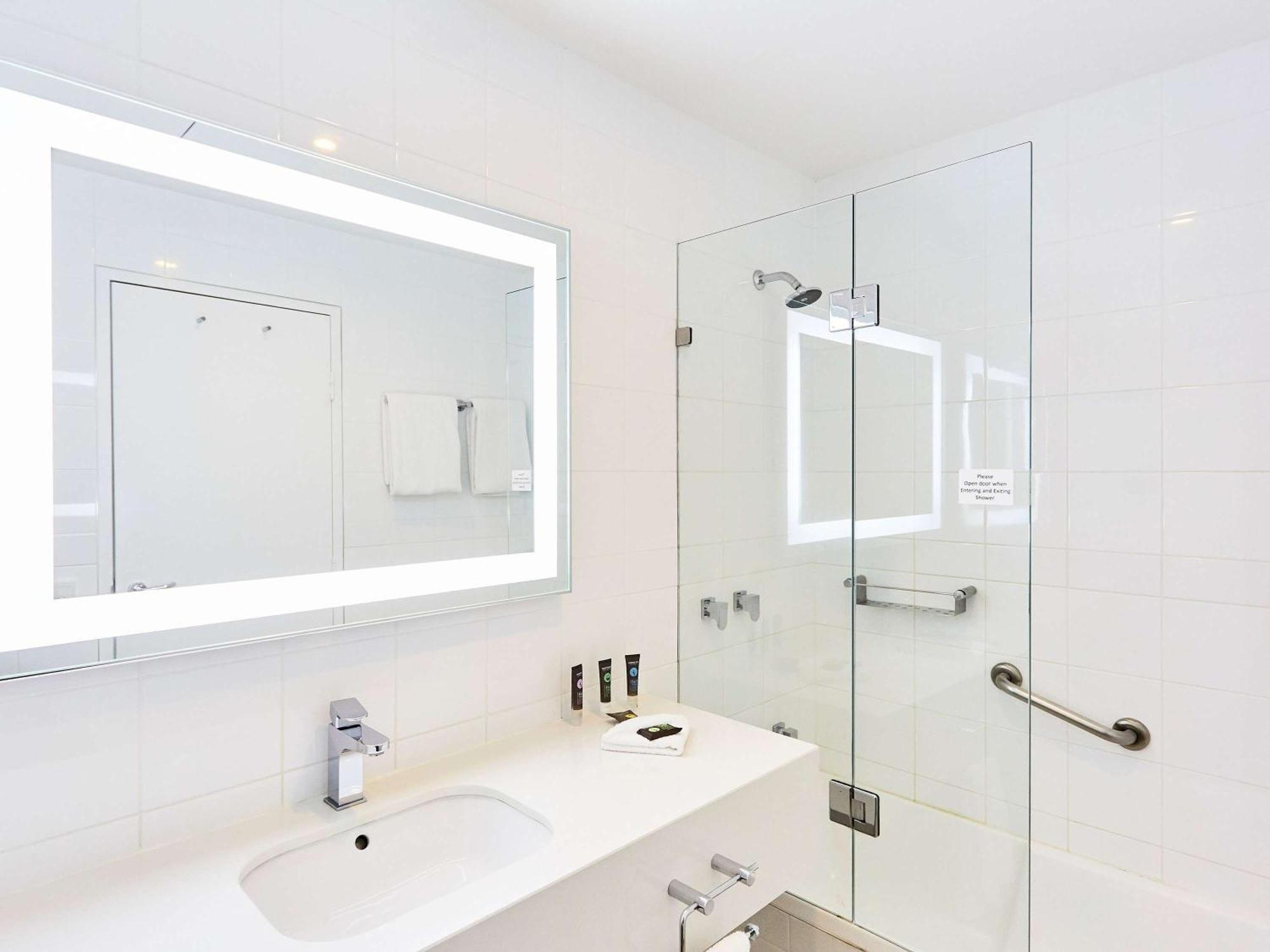Novotel Melbourne Glen Waverley Kültér fotó